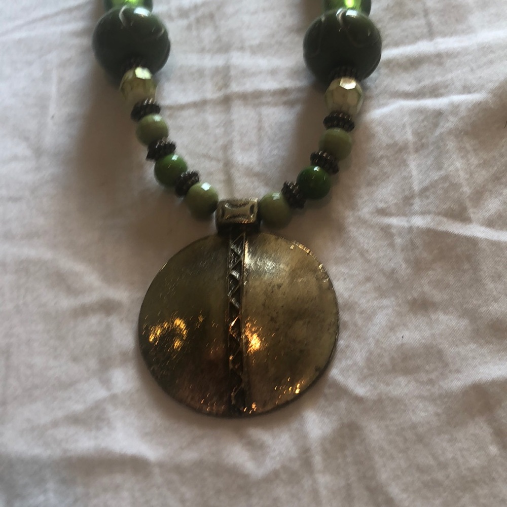 Necklace - Picture 2 of 3